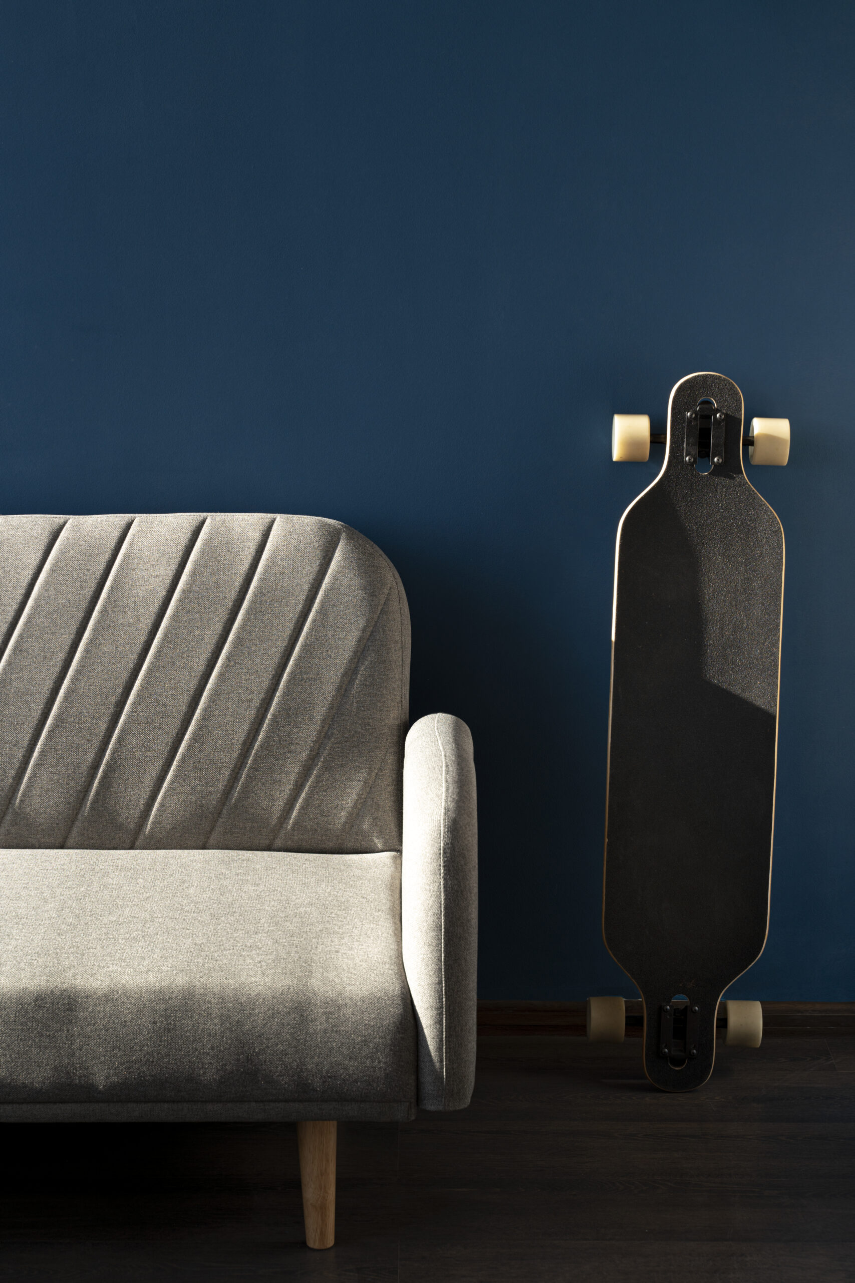 Furniture & Fixture
